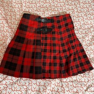 Plaid skirt